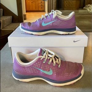 NIKE GOLF SHOES
